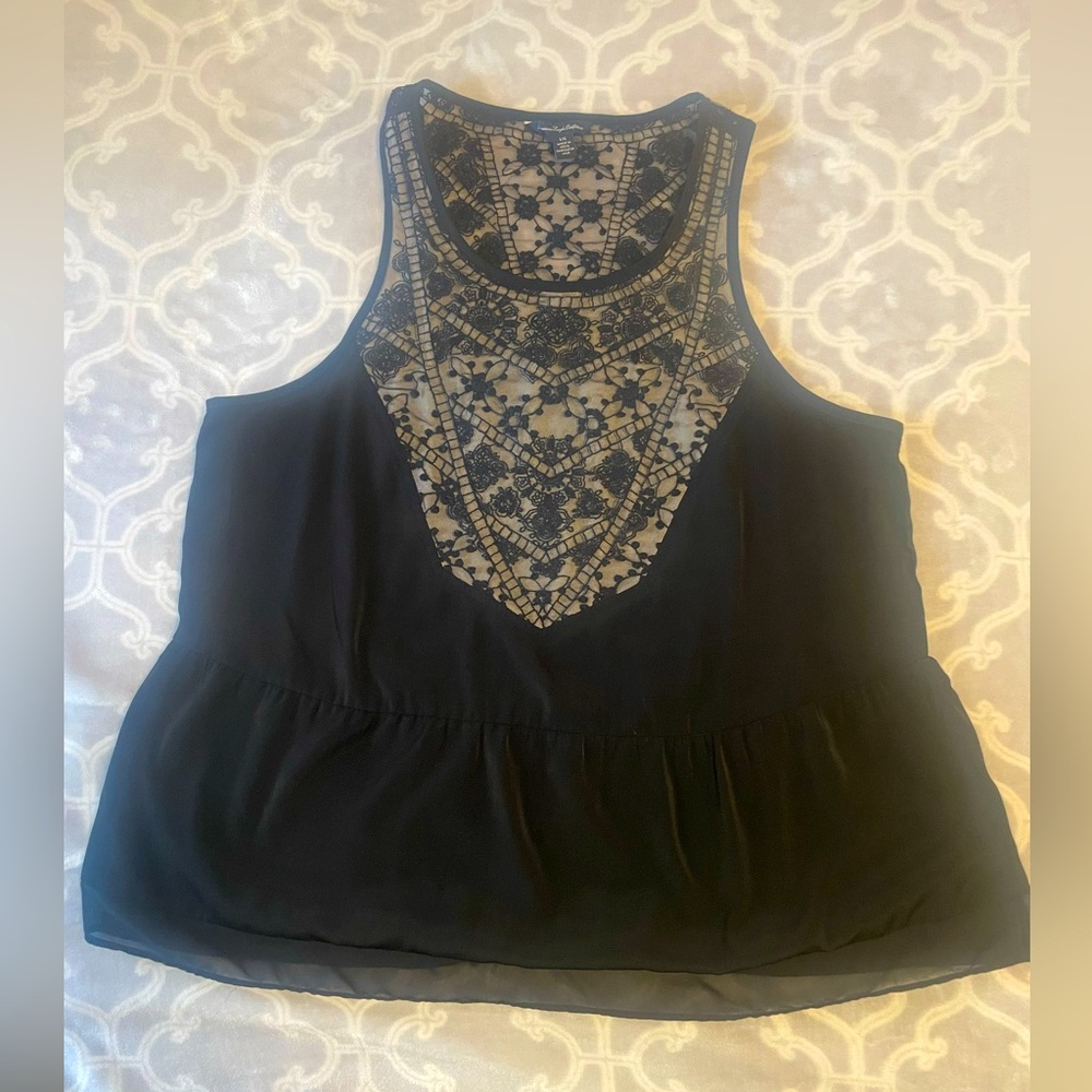 American eagle women’s black lace, tank top, size large. Excellent condition